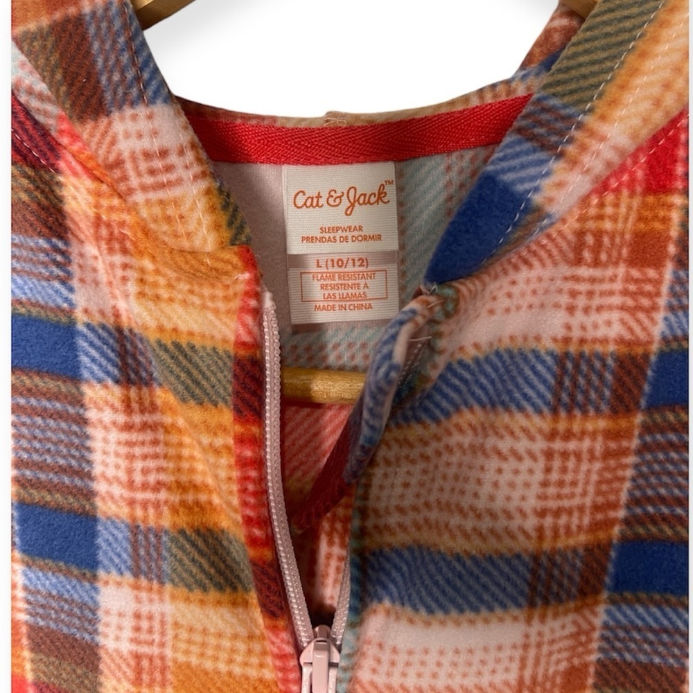 CAT & JACK Girl's Pajamas Fleece Hooded plaid One Piece - Picture 4 of 4